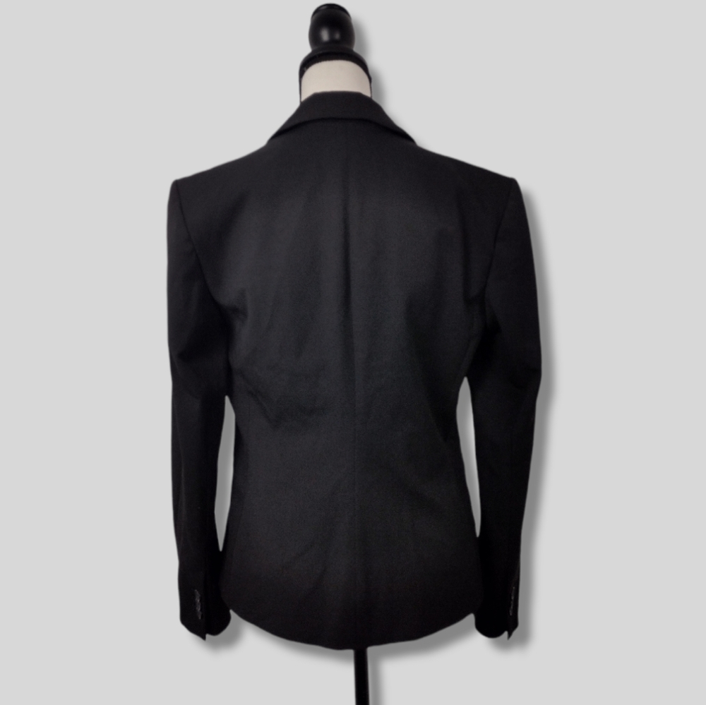 Classic Black Women's Blazer - Picture 2 of 8